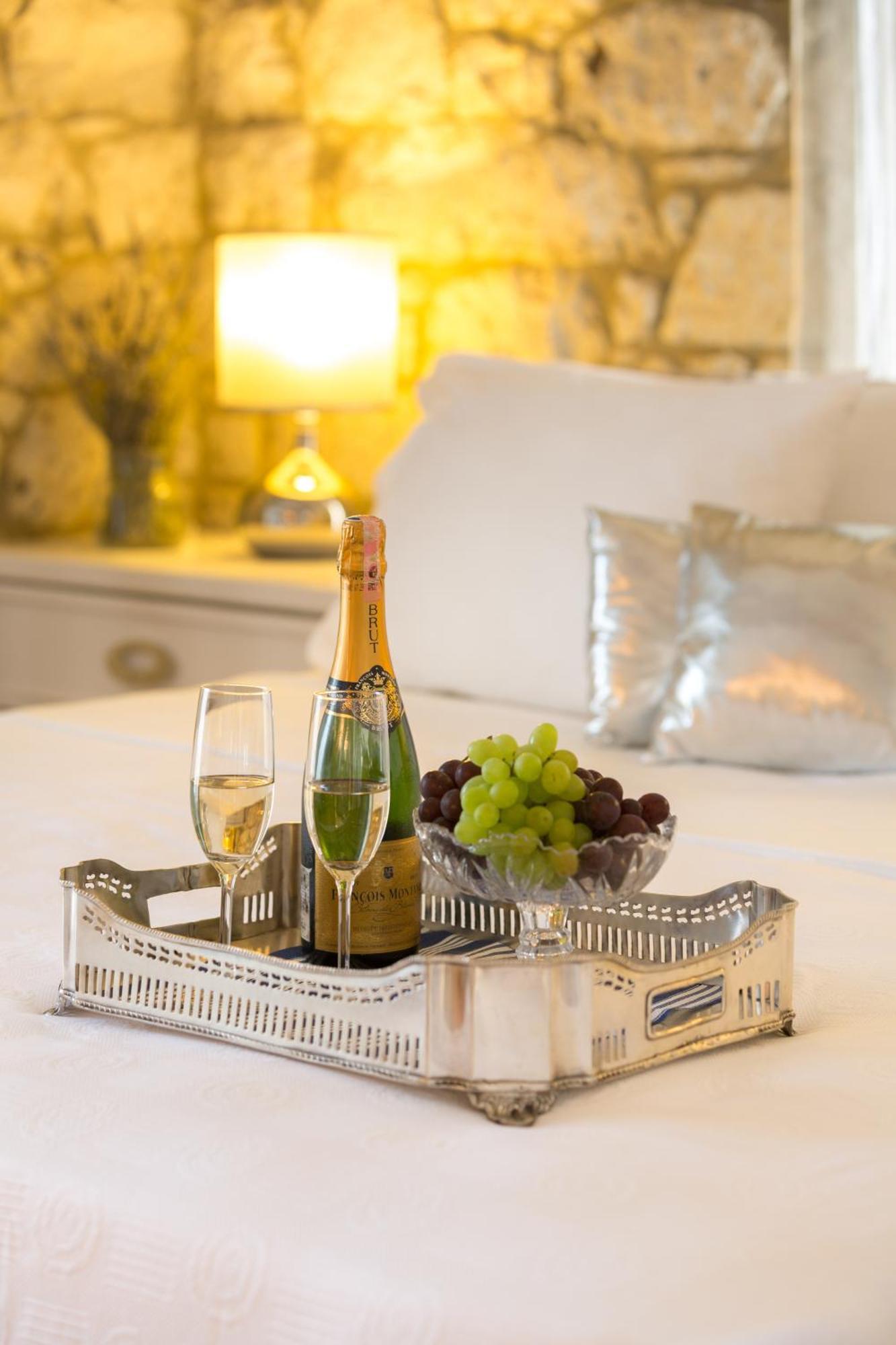 Luce Design Hotel - Special Category Alacati Room photo